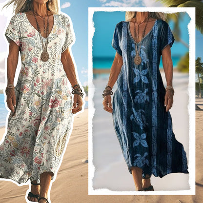 Elegáns, laza szabású női ruha szív alakú nyakkivágással és mintával